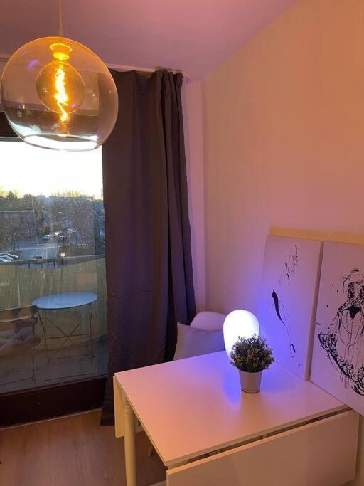 Schickes Apartment Mit Balkon In דיסלדורף מראה חיצוני תמונה